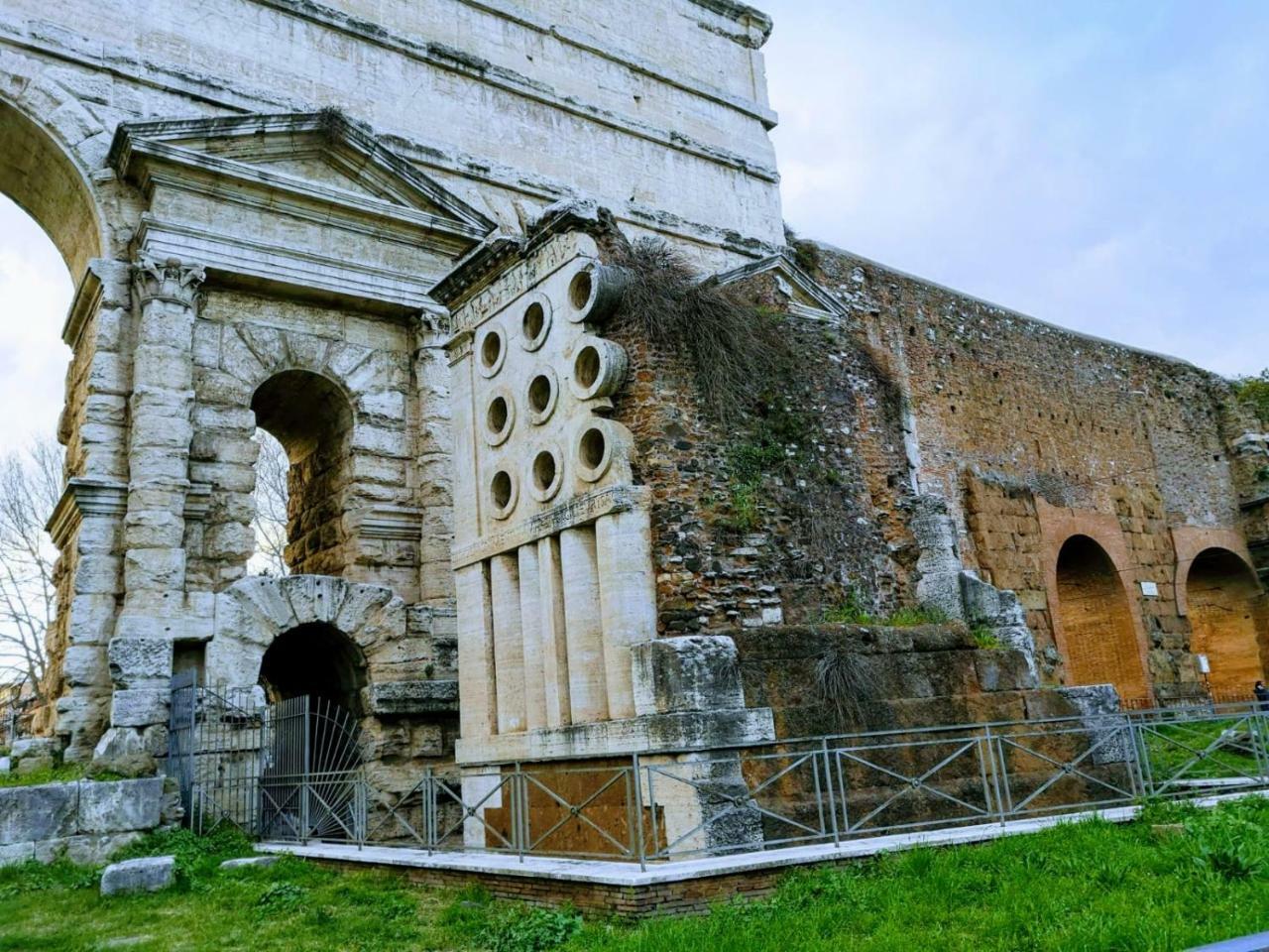 Porta Maggiore Gh Locazione Turistica Rome Buitenkant foto
